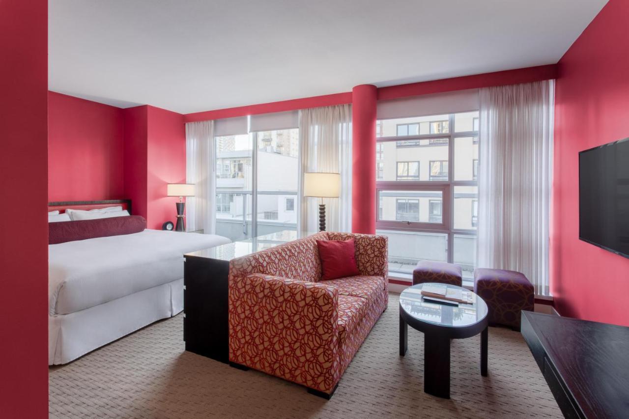 Opus Vancouver Luaran gambar