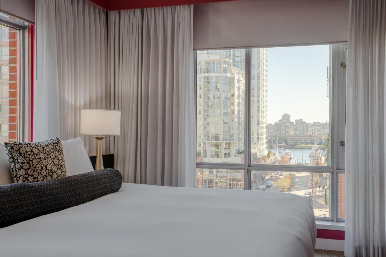 Opus Vancouver Luaran gambar