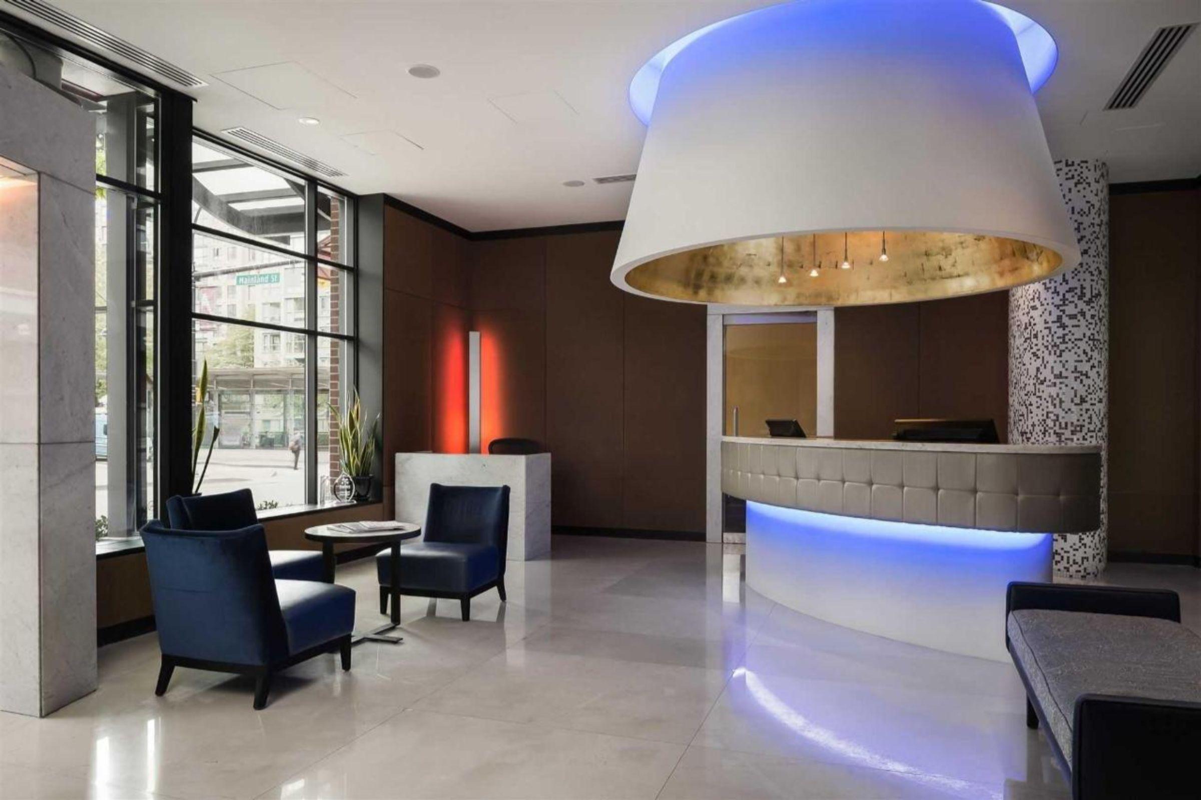 Opus Vancouver Luaran gambar