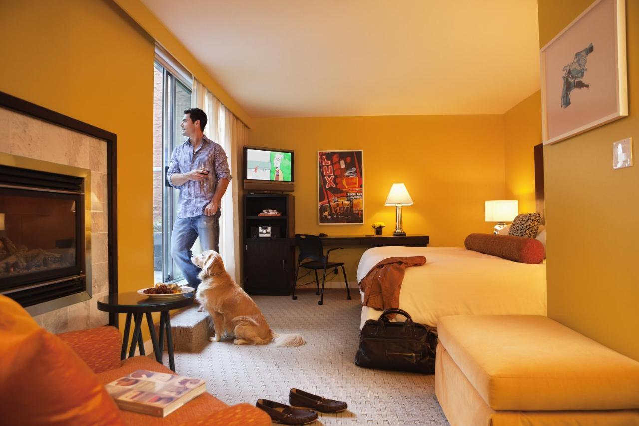 Opus Vancouver Luaran gambar