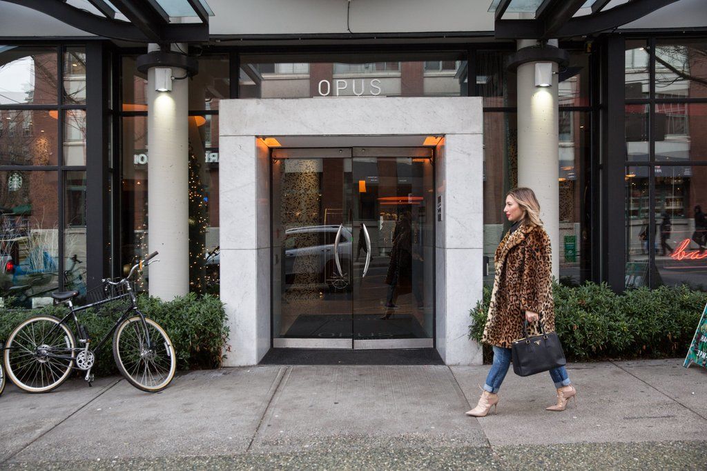 Opus Vancouver Luaran gambar