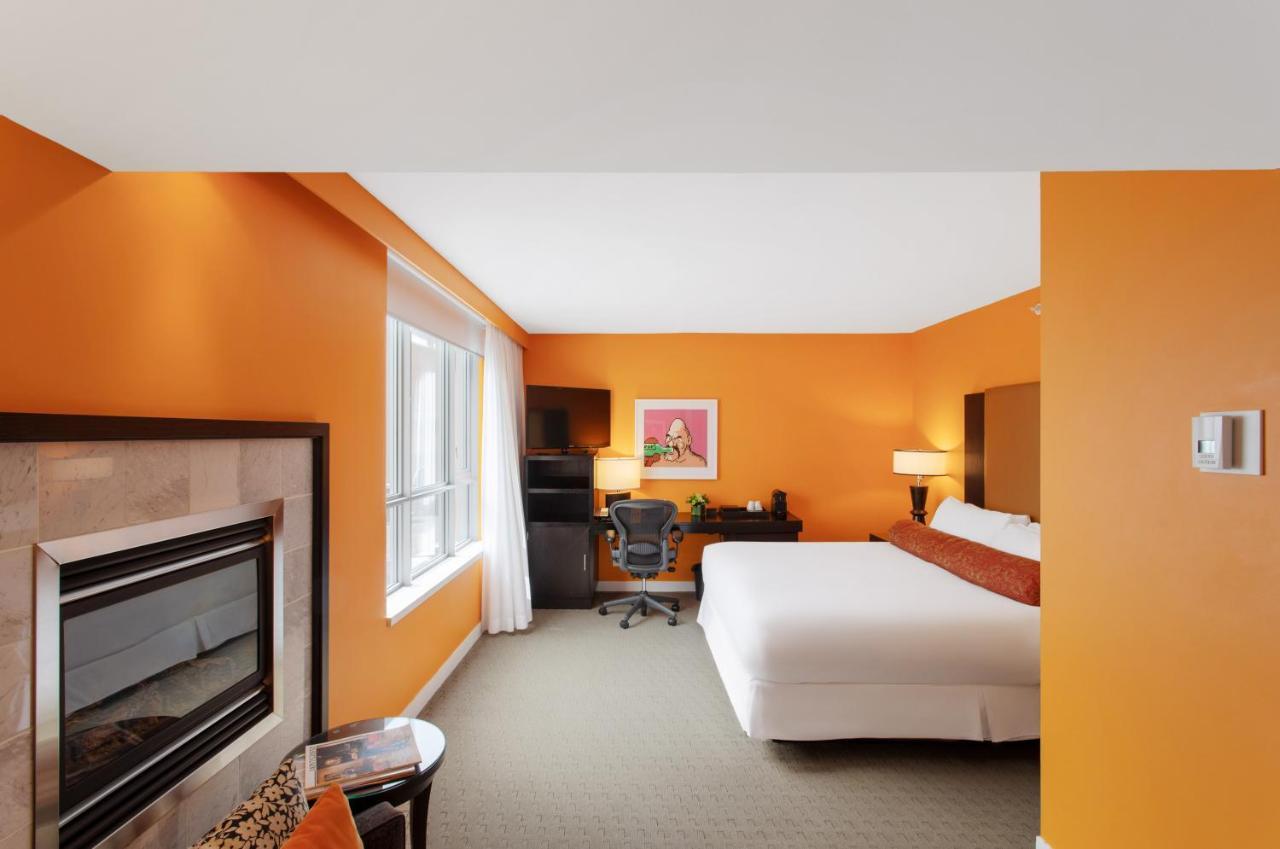 Opus Vancouver Luaran gambar