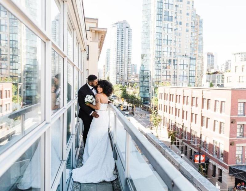 Opus Vancouver Luaran gambar